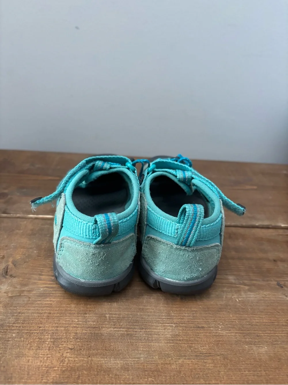 Kids Keen Sea Camp Teal Closed-Toe Sandals Size 12
